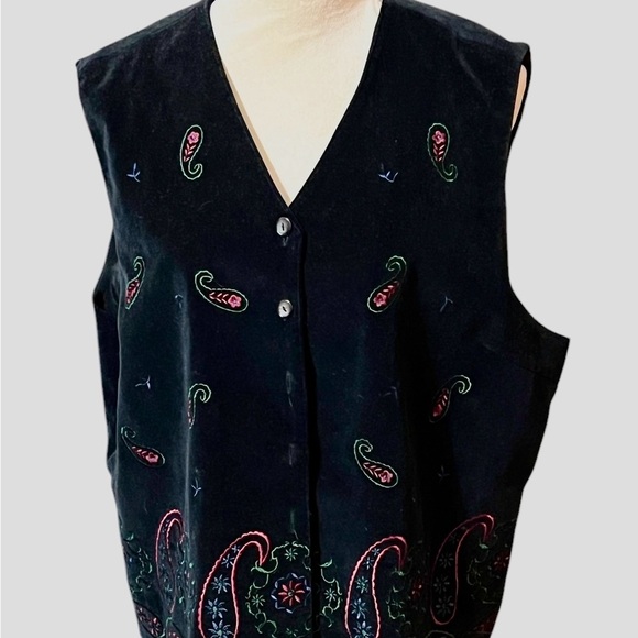 Talbots Black Embroidered Vest Pit to pit is 24” - Picture 1 of 6